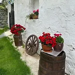 Dom Pod Debem Konradow (Lower Silesia)