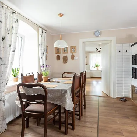 Dom Pod Debem Vakantiehuis Konradow (Lower Silesia)