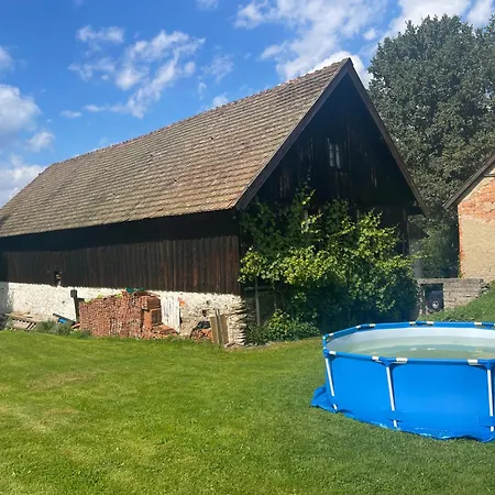 Vakantiehuis Dom Pod Debem Konradow (Lower Silesia)