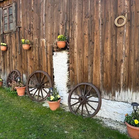 Dom Pod Debem Tatil Evi Konradow (Lower Silesia)