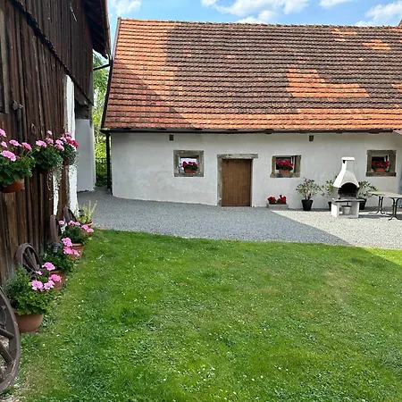 Сasa de vacaciones Dom Pod Debem *