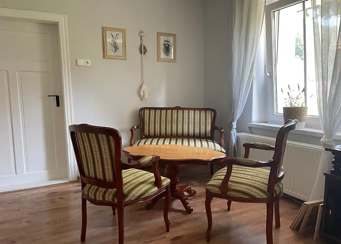 بيت للعطل Dom Pod Debem Konradow (Lower Silesia)