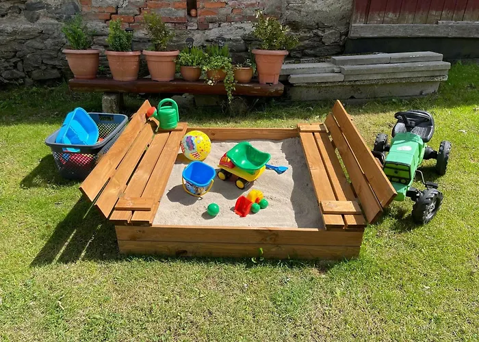 بيت للعطل Dom Pod Debem *