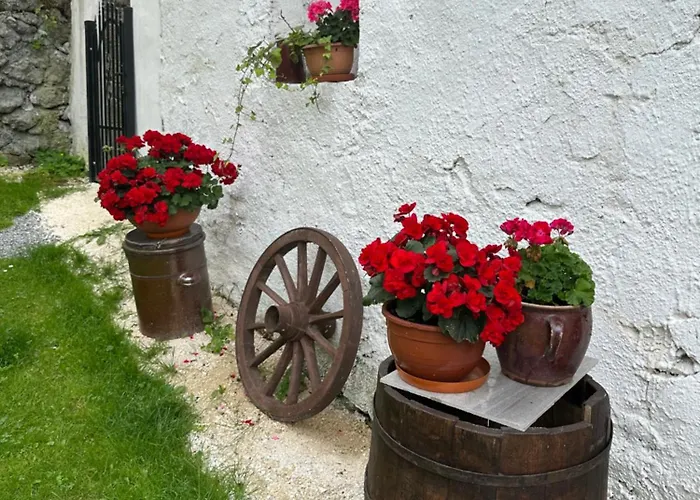 Dom Pod Debem Konradow (Lower Silesia)