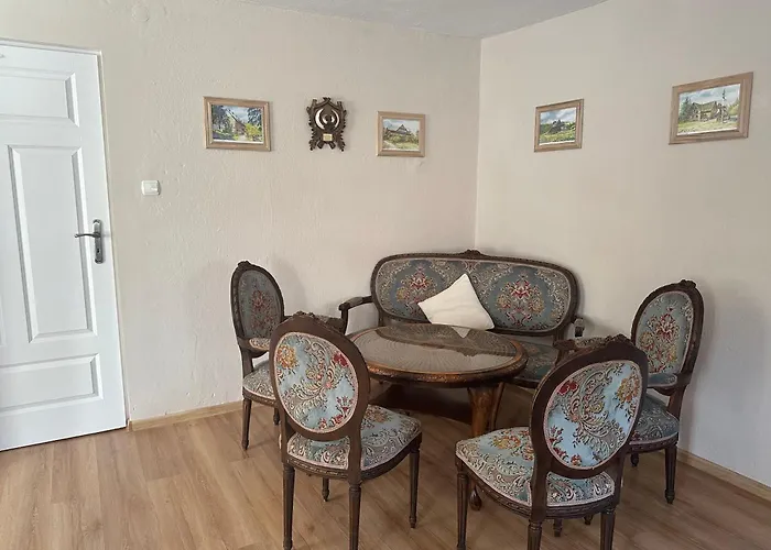 Dom Pod Debem Сasa de vacaciones Konradow (Lower Silesia)